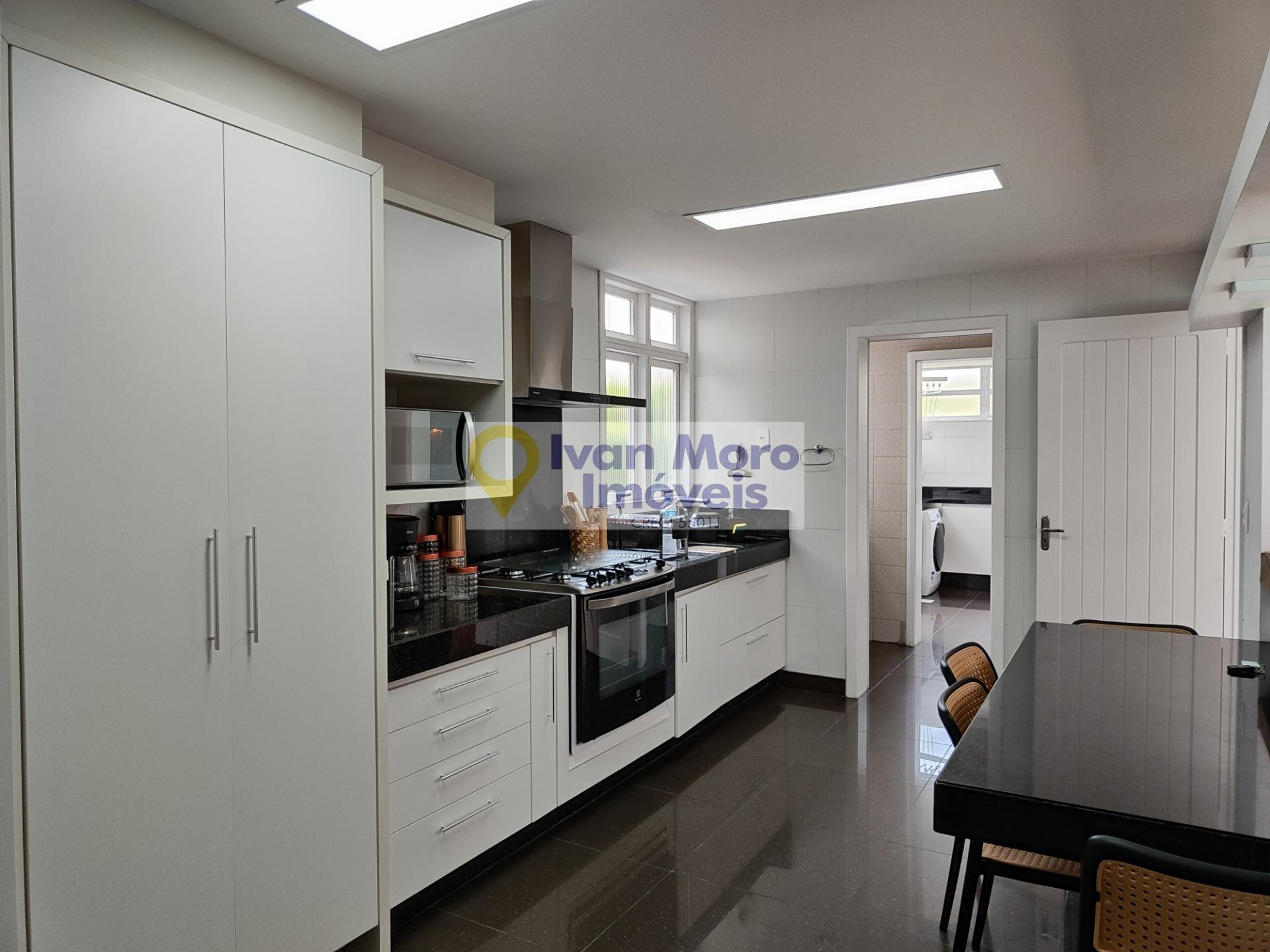 Casa à venda com 5 quartos, 5 suítes, 2 vagas e 320m² no Jurerê Internacional, Florianópolis (SC) — foto 19 de 30