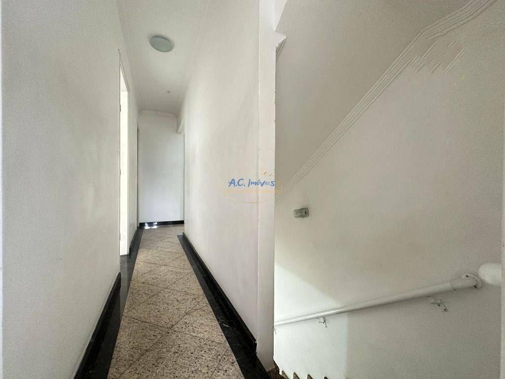 Casa à venda com 3 quartos, 1 suíte, 2 vagas e 132m² no Canto do Forte, Praia Grande (SP) — foto 13 de 27