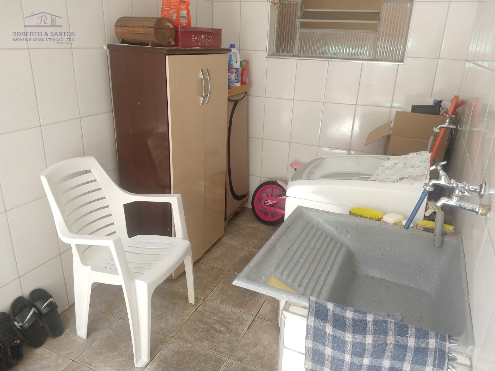 Área de serviço coberta