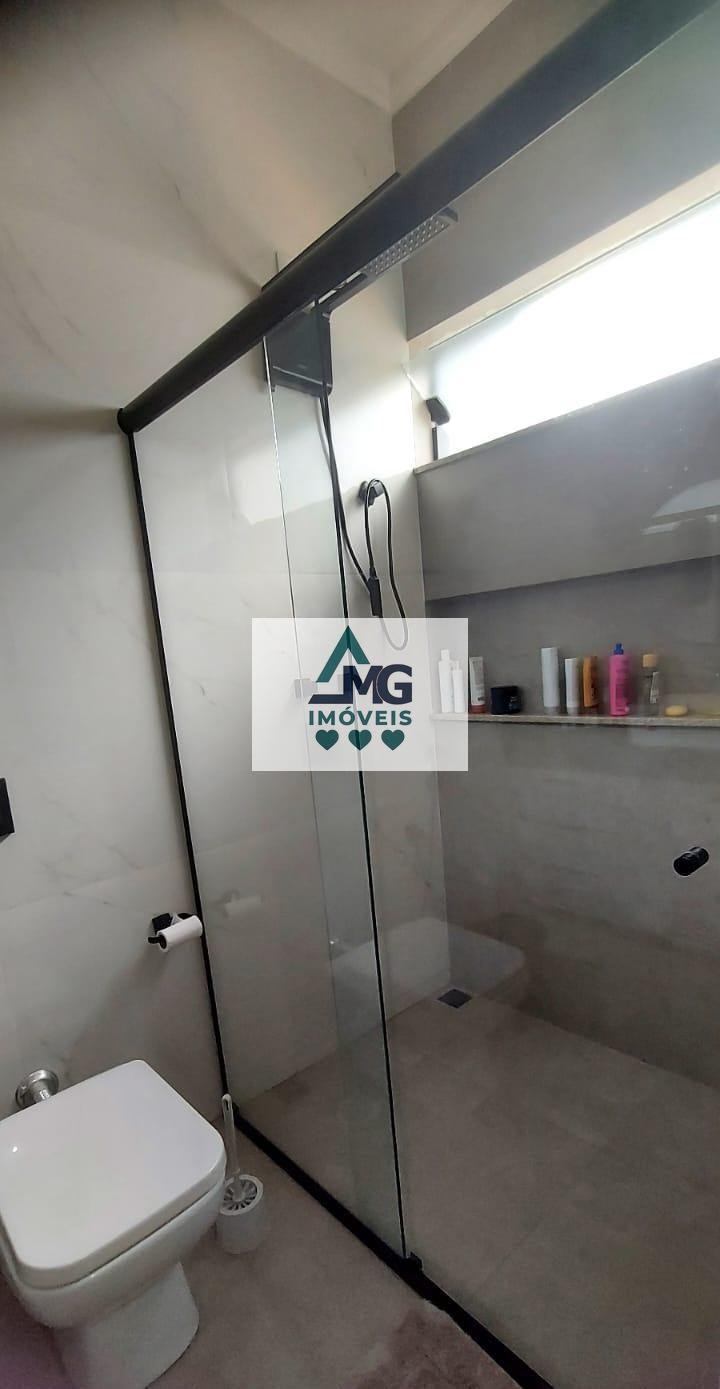 Casa à venda com 3 quartos, 3 suítes, 2 vagas e 220m² no Jardim Umuarama, Três Corações (MG) — foto 18 de 30