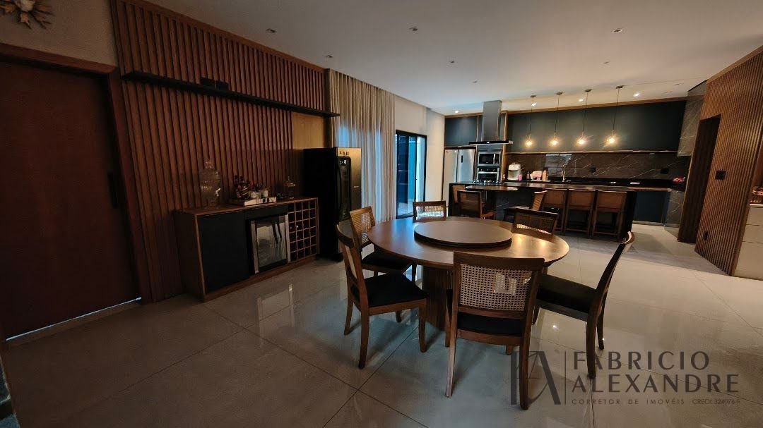 Casa à venda com 4 quartos, 3 suítes, 8 vagas e 305m² no Gaivota II, São José do Rio Preto (SP) — foto 17 de 19