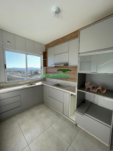 Cozinha com móvel sob medida