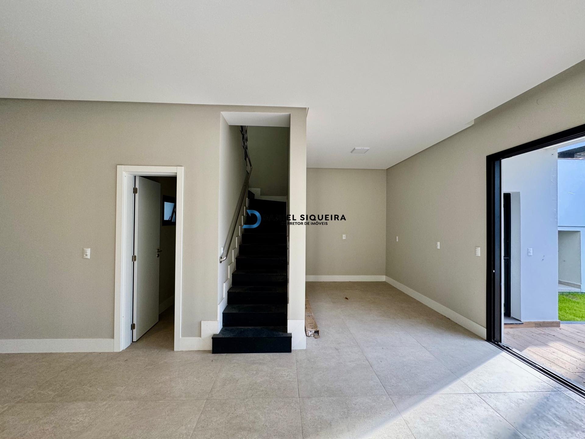 Casa à venda com 3 quartos, 1 suíte, 2 vagas e 149m² no Bairro Deltaville, Biguaçu (SC) — foto 7 de 30