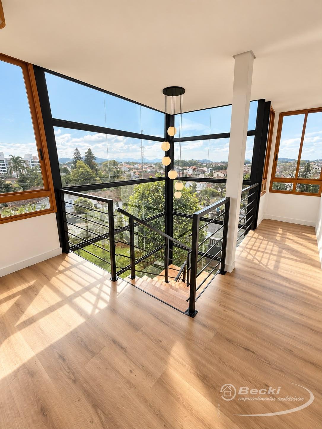 Casa à venda com 3 quartos, 1 suíte, 2 vagas e 228m² no Floresta, Joinville (SC) — foto 20 de 21