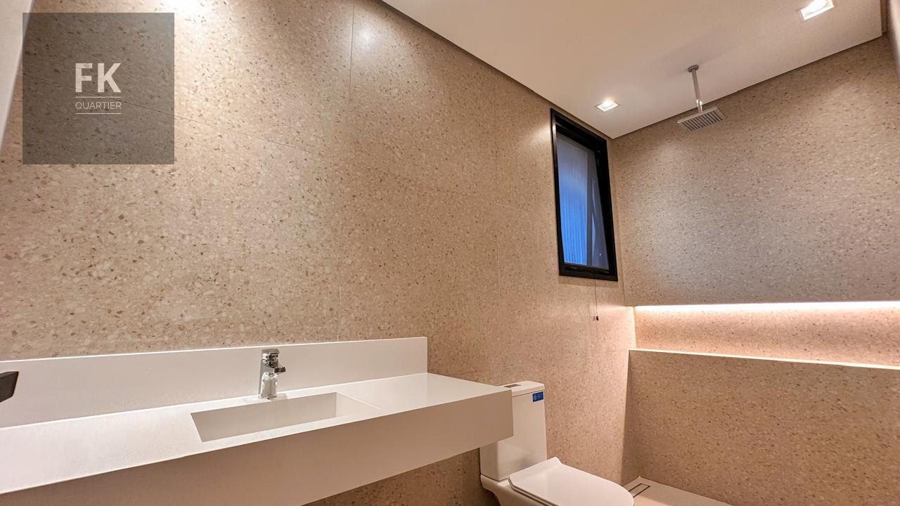 Casa à venda com 4 quartos, 4 suítes, 6 vagas e 610m² no Residencial Burle Marx, Santana de Parnaíba (SP) — foto 21 de 26