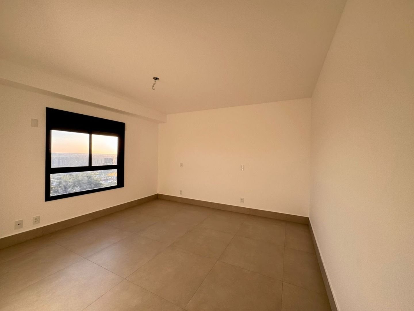 Apartamento à venda com 3 quartos, 3 suítes, 4 vagas e 249m² no Jardim Olhos D Agua, Ribeirão Preto (SP) — foto 15 de 30