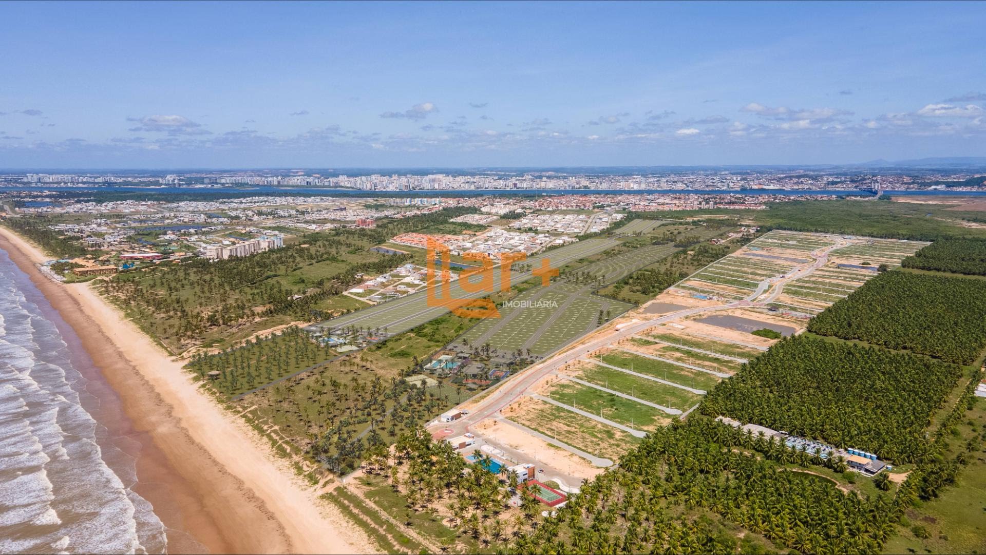 Terreno à venda com 240m² de terreno no Olhos D'água, Barra dos Coqueiros — foto principal