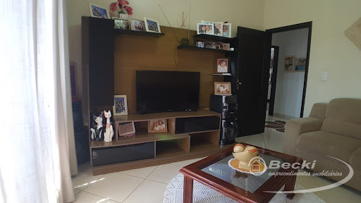 Casa no bairro Jarivatuba  -  Joinville