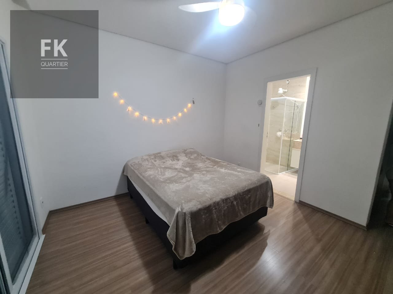 Casa à venda com 3 quartos, 3 suítes, 4 vagas e 266m² no Suru, Santana de Parnaíba (SP) — foto 22 de 26