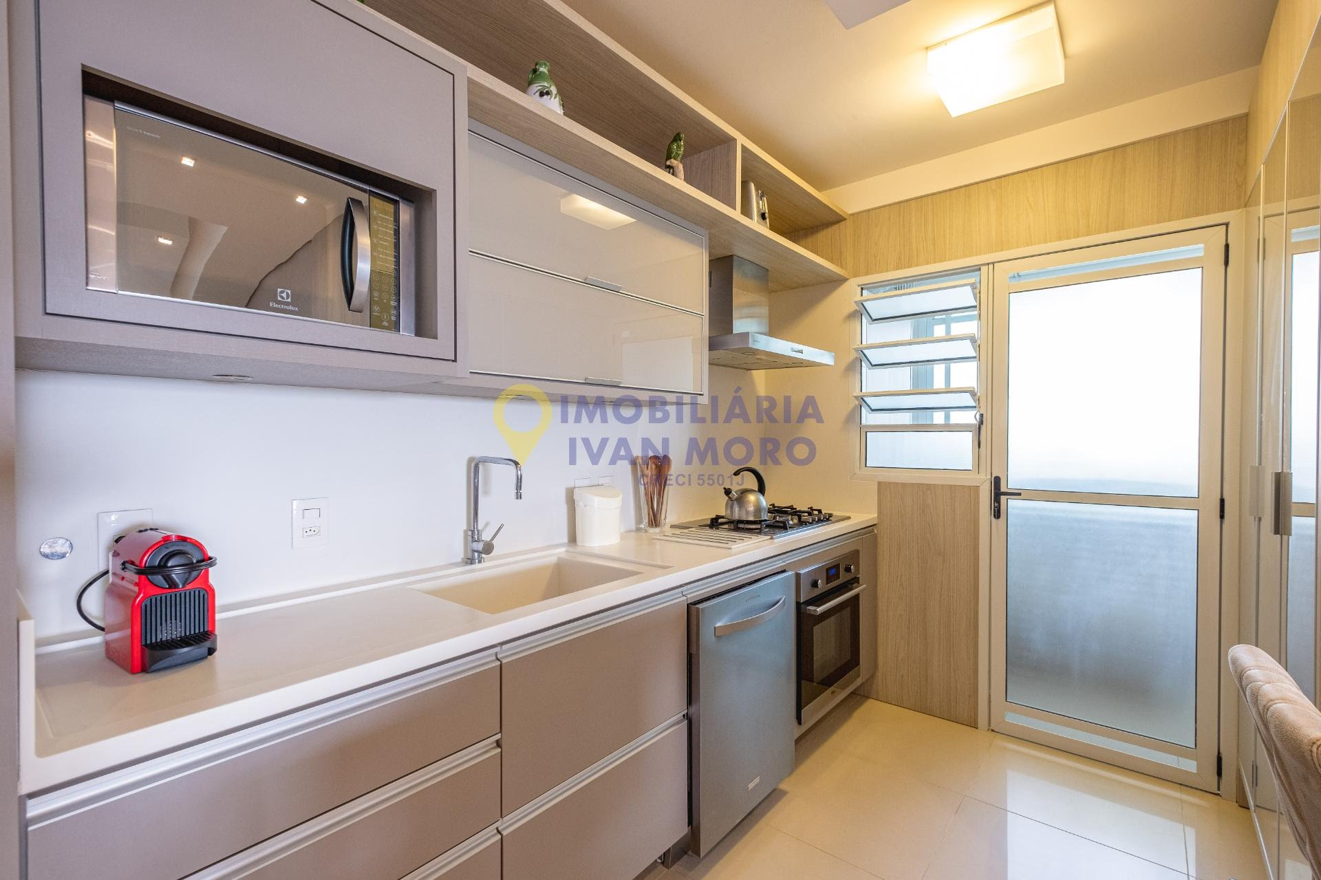 Apartamento à venda com 4 quartos, 4 suítes, 3 vagas e 170m² no Canasvieiras, Florianópolis (SC) — foto 17 de 30