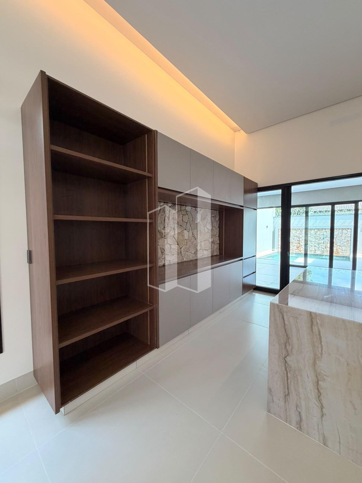 Casa à venda com 3 quartos, 3 suítes, 4 vagas e 225m² no Parque Anhanguera, Goiânia (GO) — foto 7 de 20