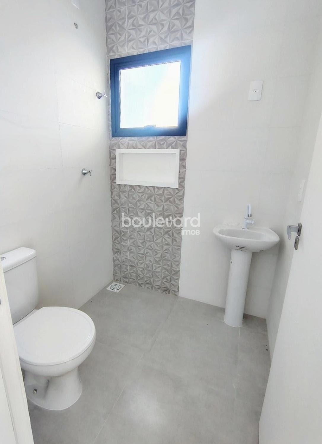 Casa à venda com 2 quartos, 1 suíte, 2 vagas e 65m² no Forquilhas, São José (SC) — foto 9 de 15