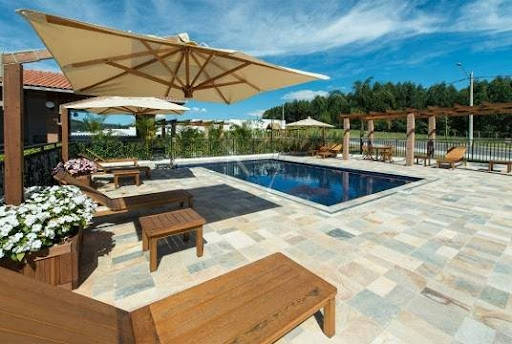 Piscina Condomínio Buona Vita Atibaia.