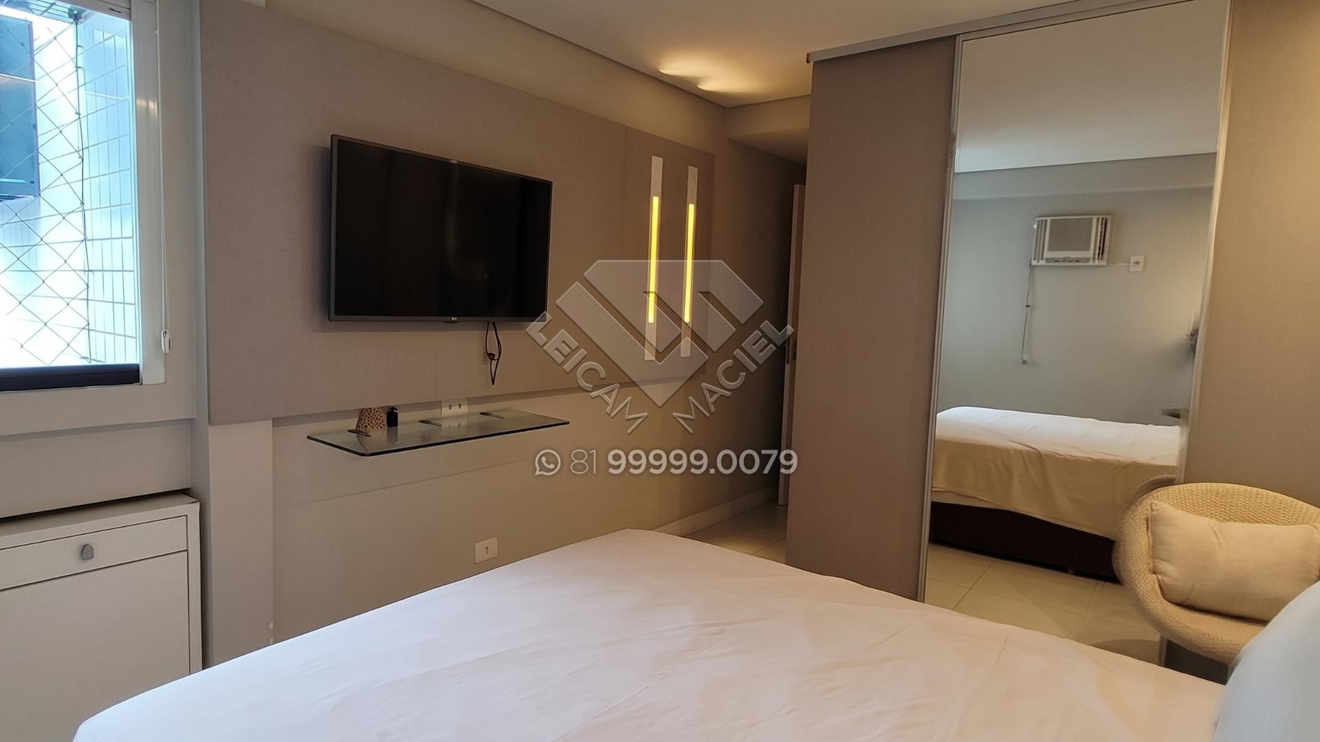 Compre Apartamento à venda em Casa Forte com 106m², reformado, 3 quartos (2 suítes) e lazer completo na Estrada das Ubaias. Agende visita com Leicam Maciel.