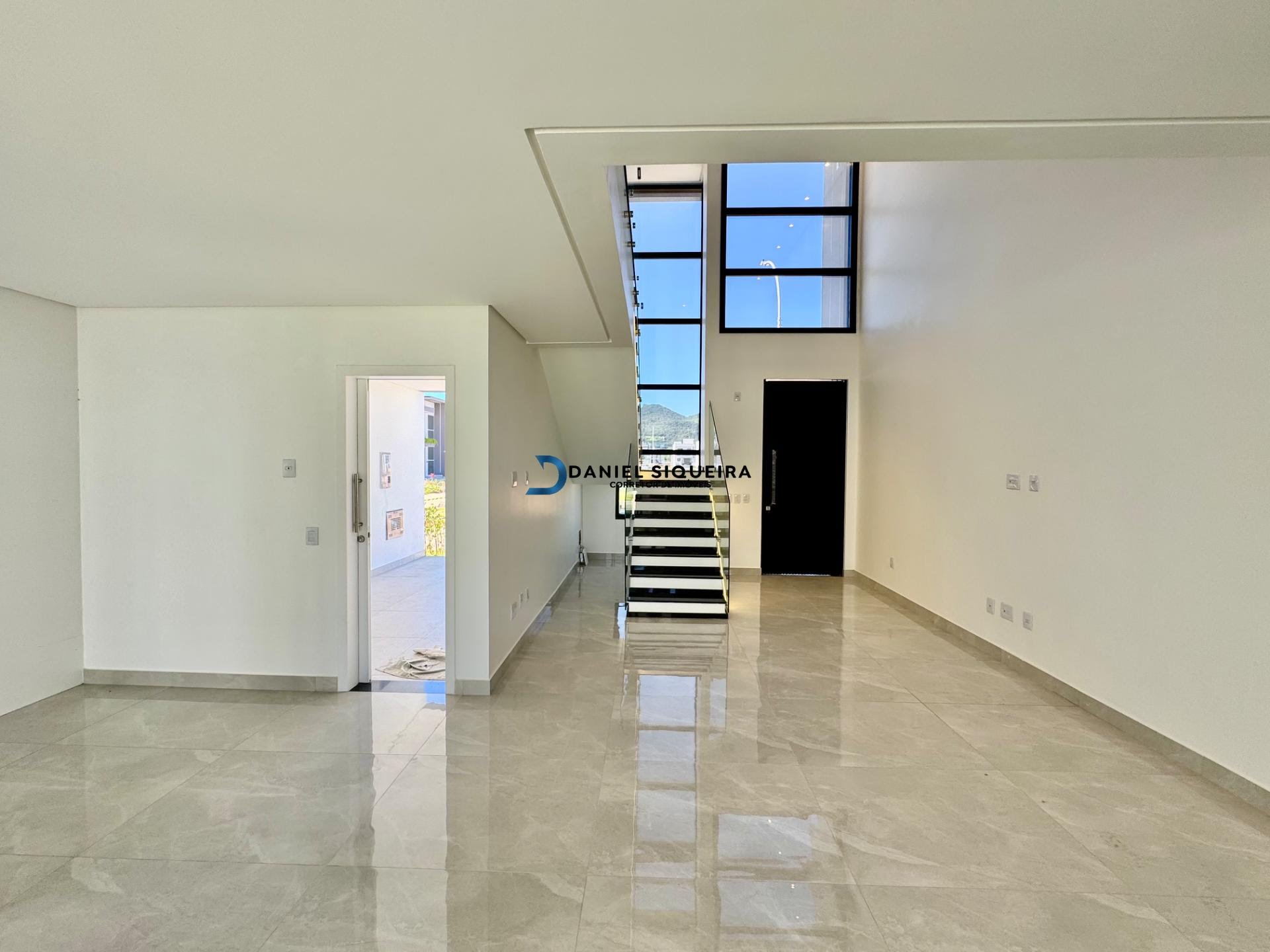 Casa à venda com 3 quartos, 1 suíte, 2 vagas e 152m² no Bairro Deltaville, Biguaçu (SC) — foto 9 de 29