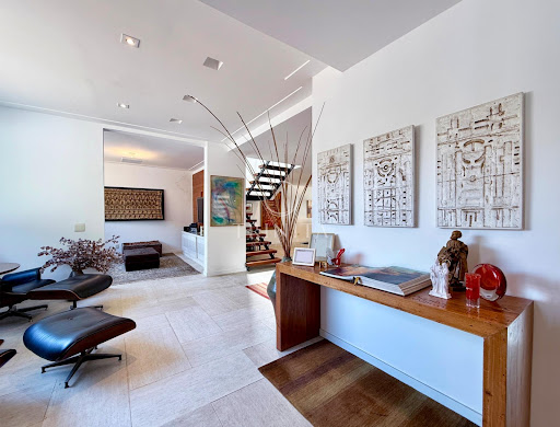 Hall de entrada da casa à venda no condomínio Rio Mar
