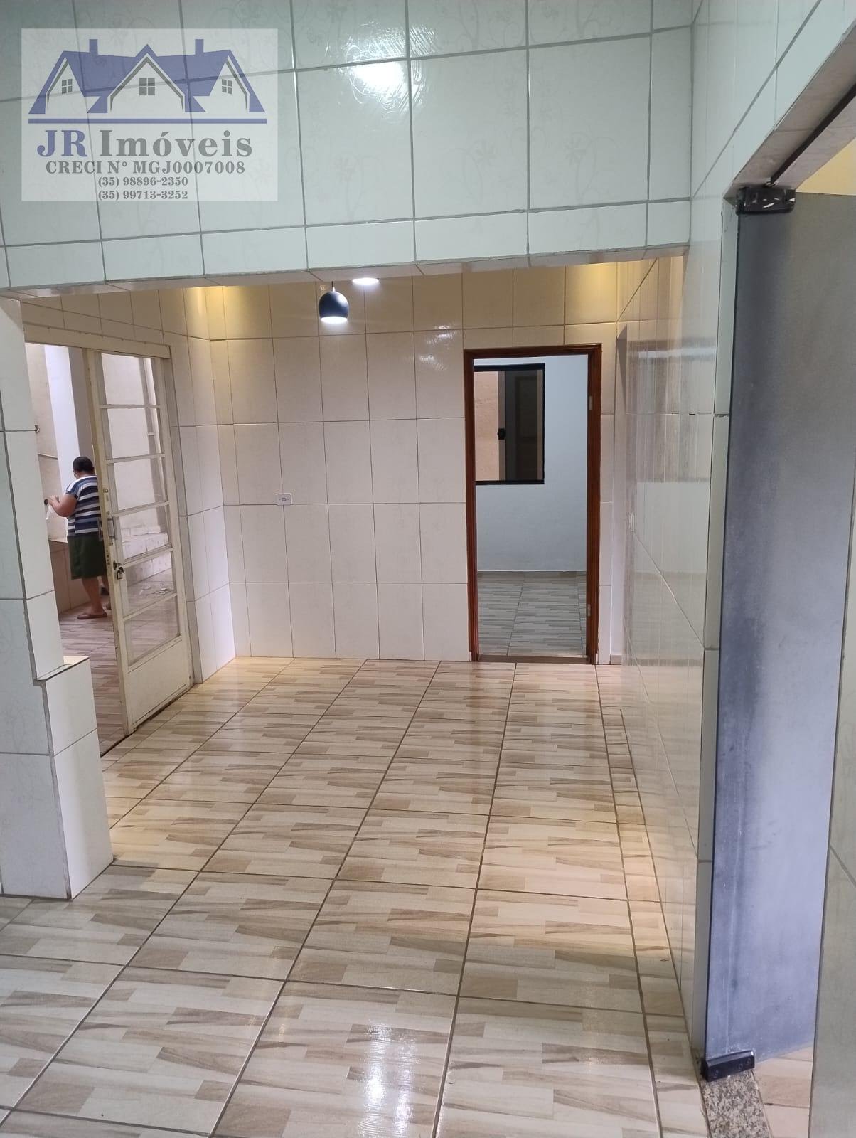 Casa à venda com 5 quartos e 2 banheiros no São José, Pedralva (MG) — foto 18 de 23