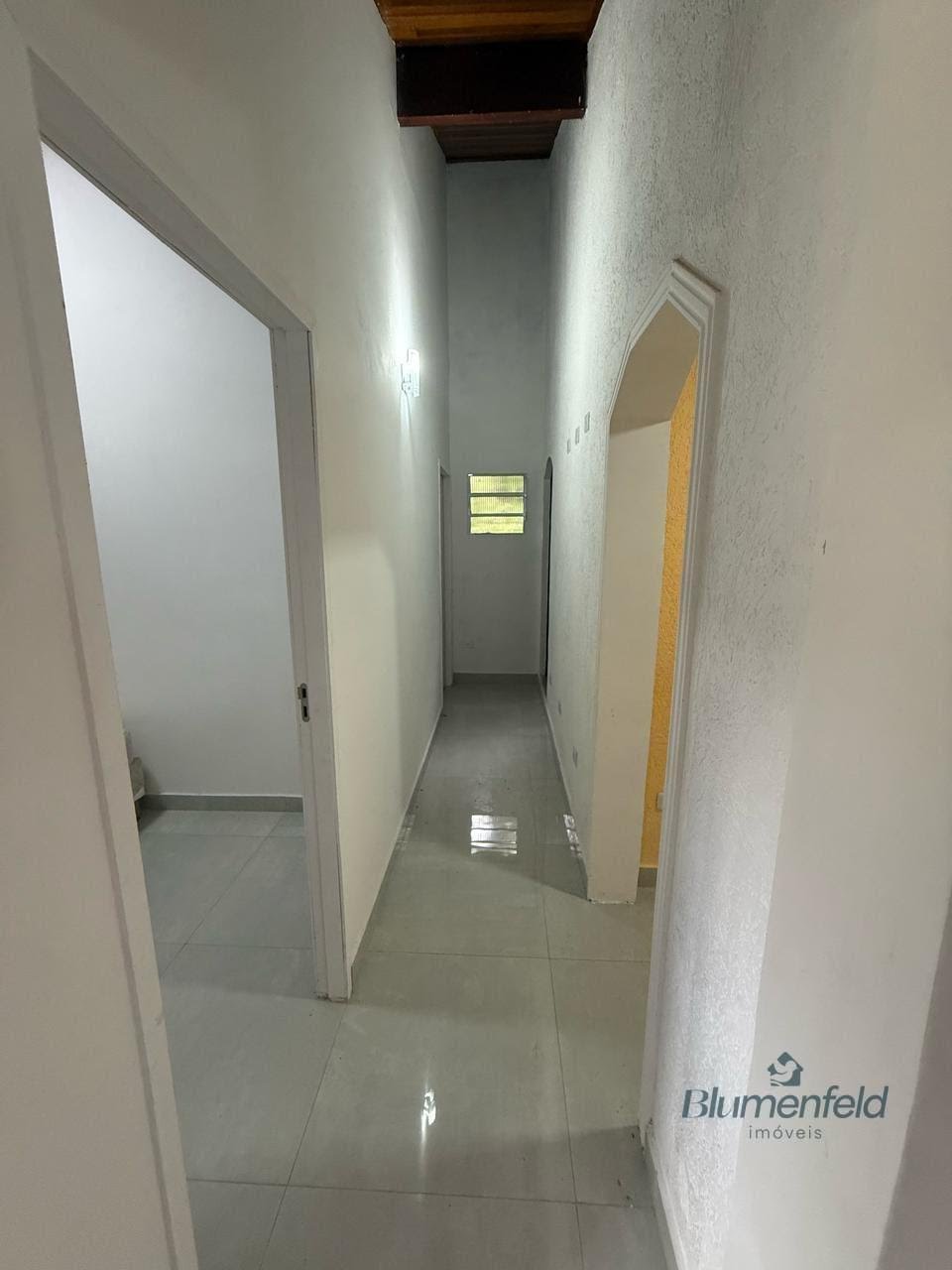 Casa para alugar com 5 quartos, 2 suítes, 4 vagas e 250m² no Vila Arujá, Arujá (SP) — foto 21 de 25
