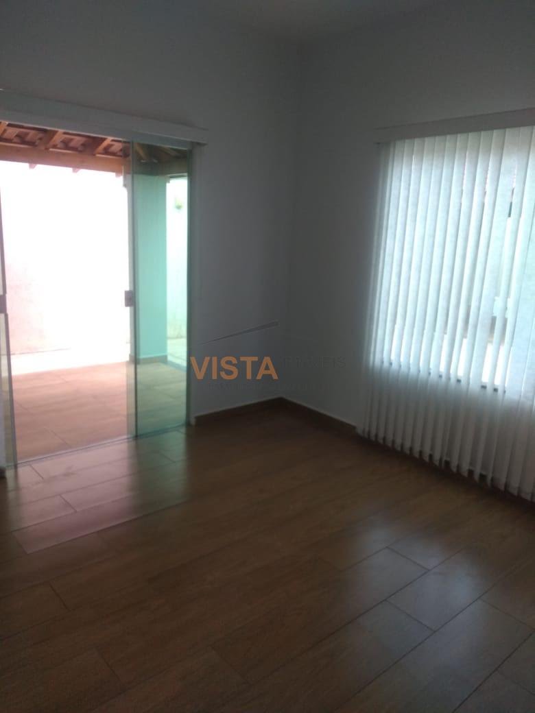 Casa à venda com 2 quartos, 2 banheiros, 4 vagas e 137m² no Jardim Aurora, São João da Boa Vista (SP) — foto 10 de 22