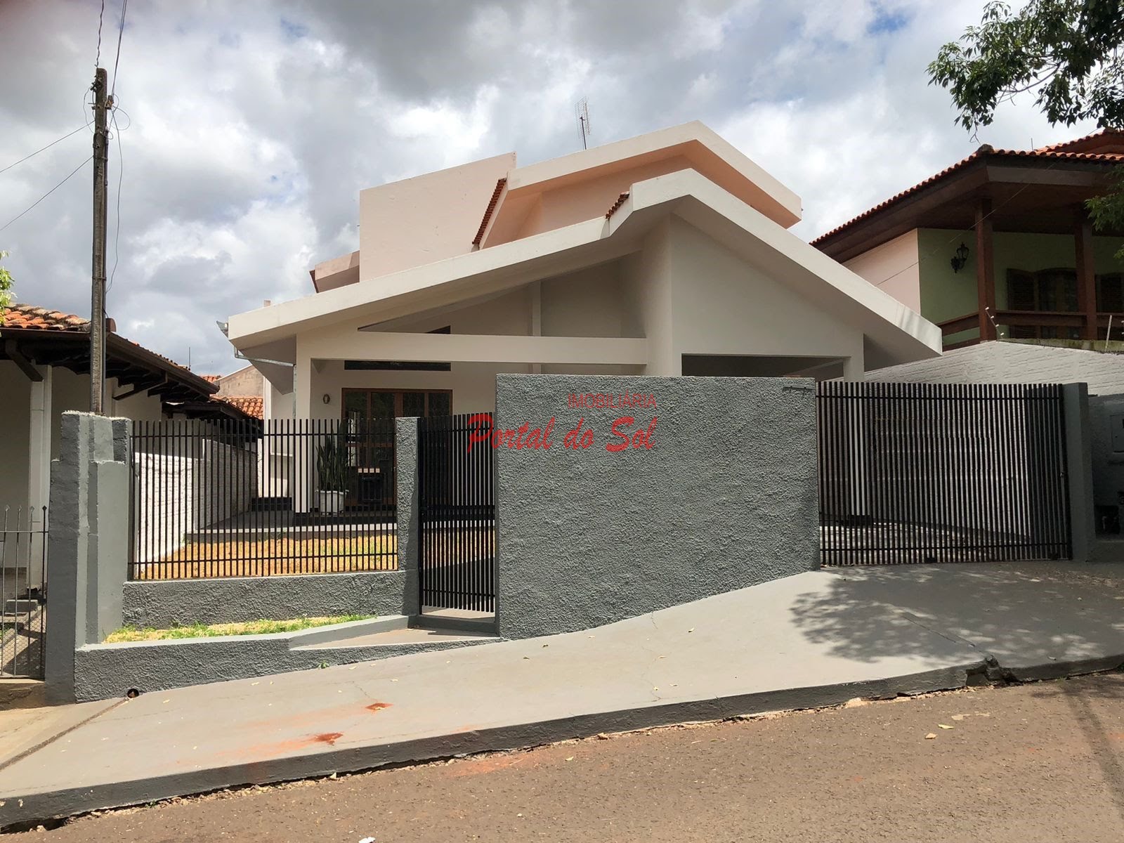 Sobrado, 242 m² - Foto 2