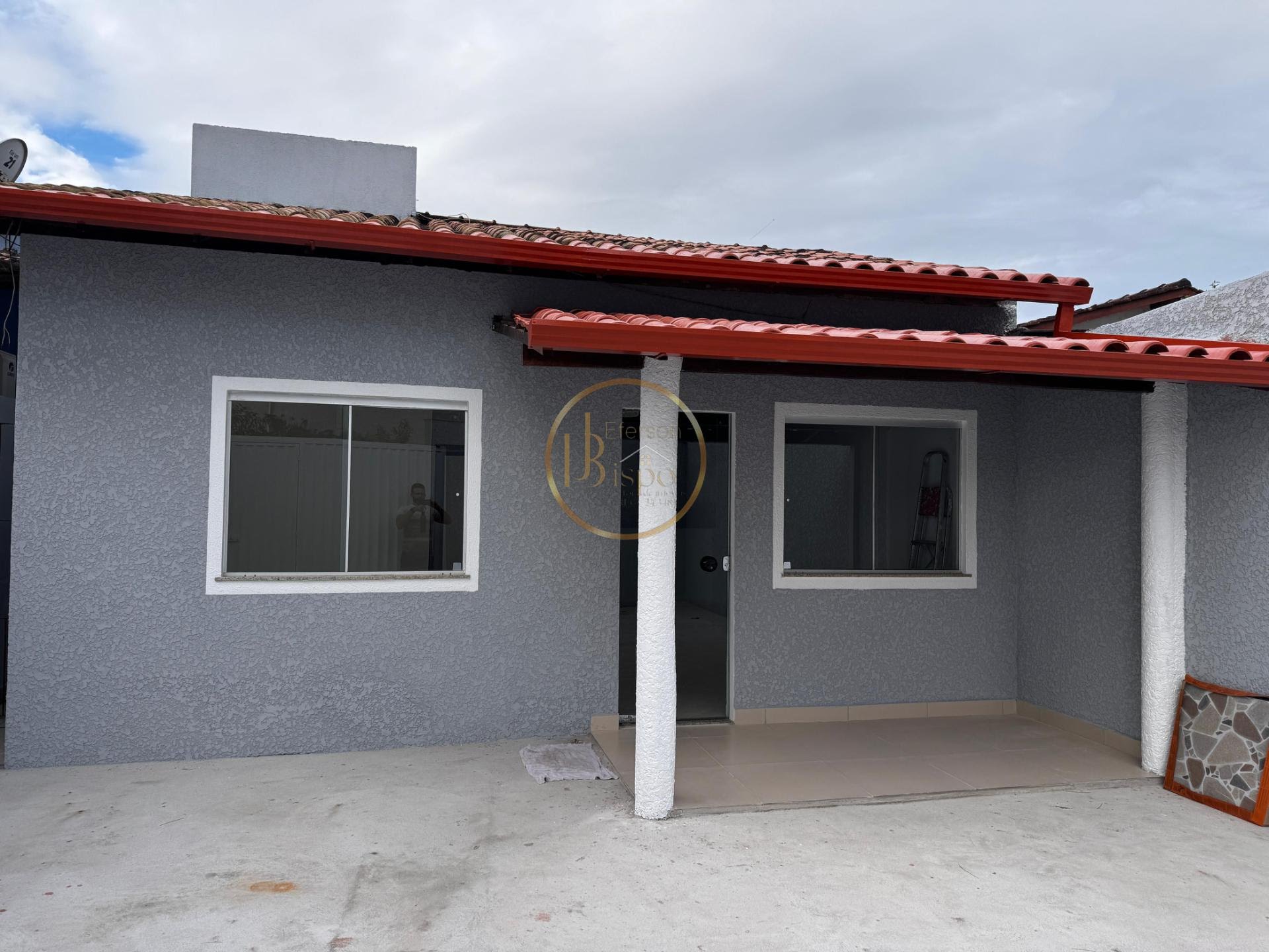 Casa à venda com 2 quartos, 2 banheiros, 1 vaga e 70m² no Cambolo, Porto Seguro — foto principal