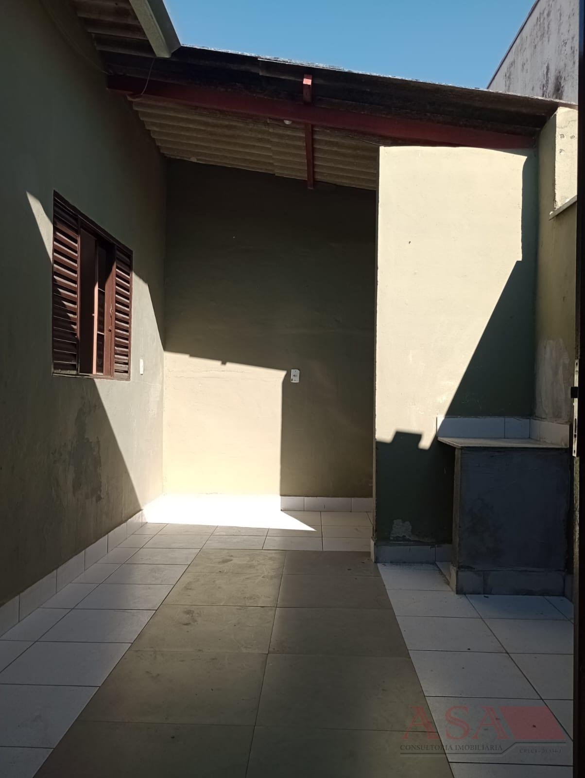 Casa, 2 quartos, 45 m² - Foto 1