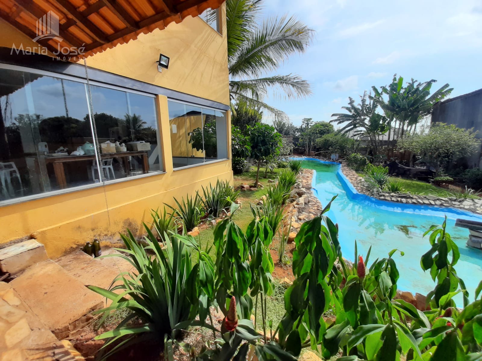 Casa à venda com 5 quartos, 3 suítes, 4 vagas e 1000m² no Titamar, Sete Lagoas (MG) — foto 13 de 21