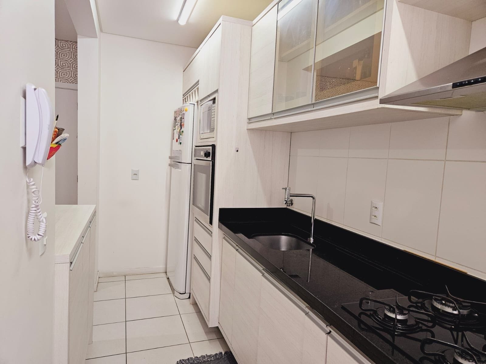 Apartamento à venda com 2 quartos, 1 suíte, 1 vaga e 67m² no Canasvieiras, Florianópolis (SC) — foto 21 de 22