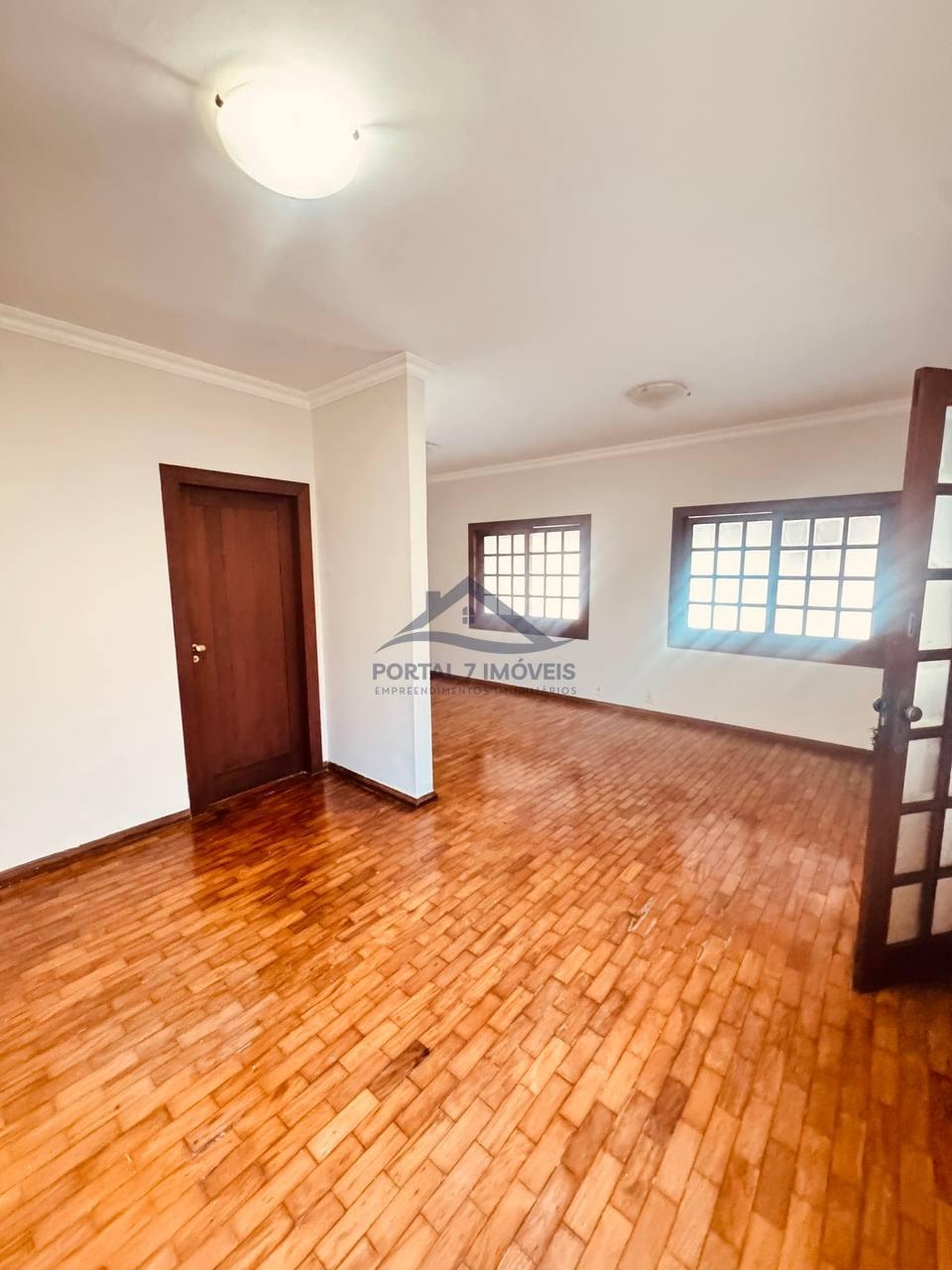 Casa à venda com 2 quartos, 1 suíte, 2 vagas e 300m² no Santa Helena, Sete Lagoas (MG) — foto 18 de 20