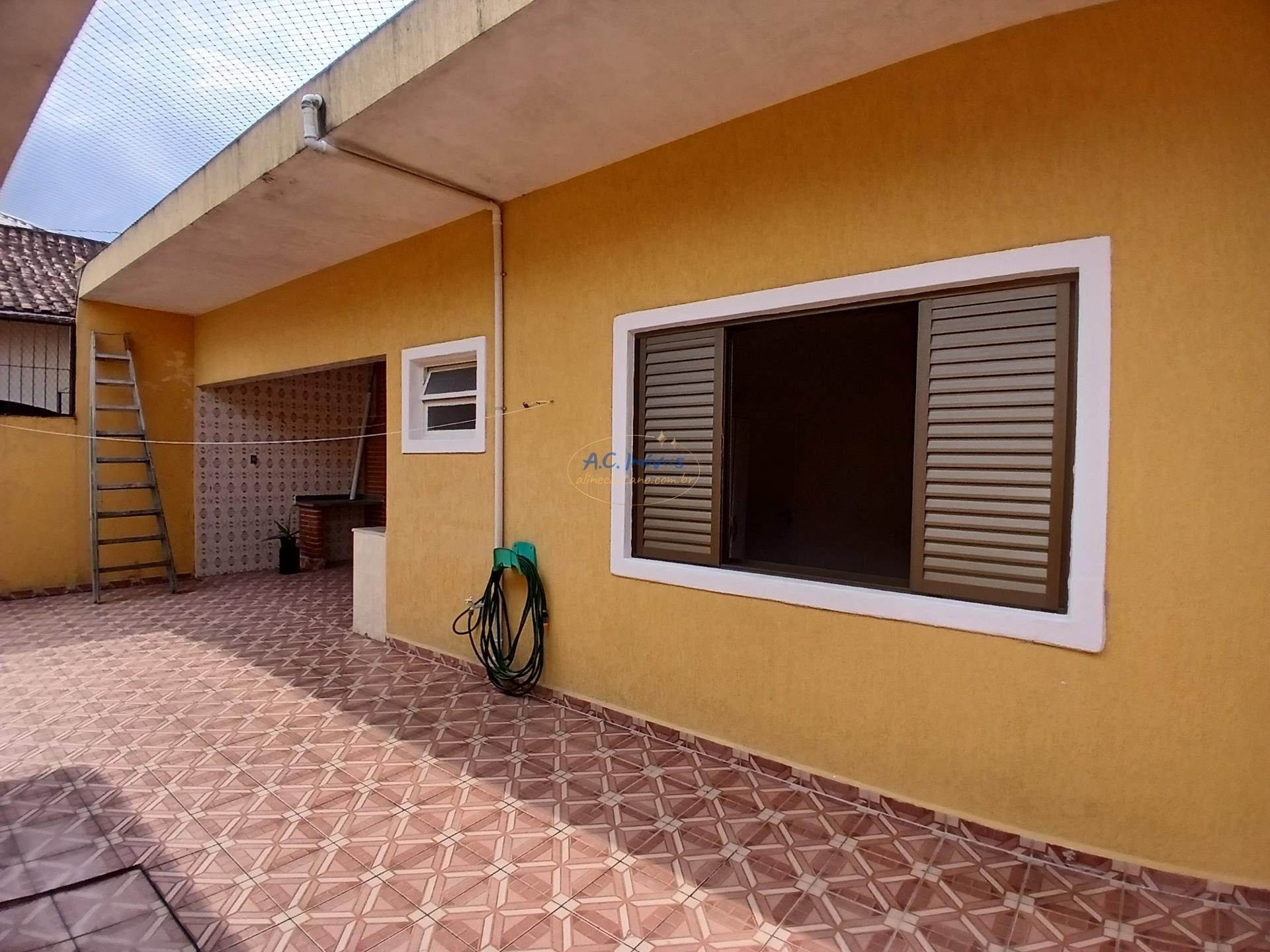 Casa à venda com 3 quartos, 1 suíte, 4 vagas e 130m² no Caiçara, Praia Grande (SP) — foto 27 de 30
