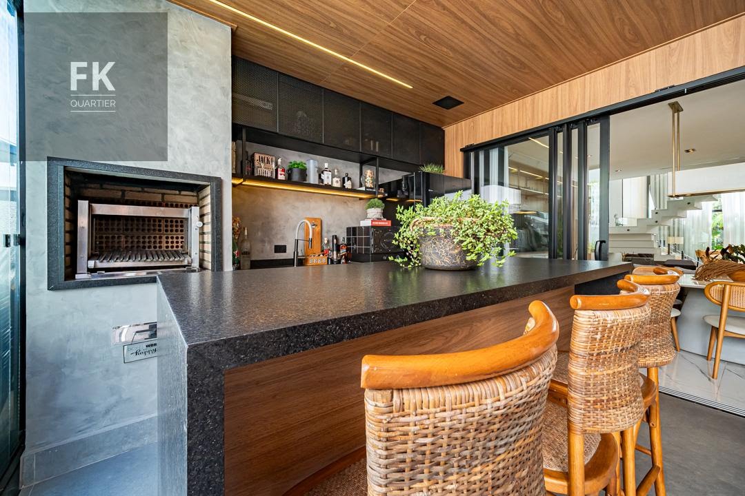 Casa à venda com 5 quartos, 5 suítes, 4 vagas e 370m² no Cidade Tamboré, Santana de Parnaíba (SP) — foto 20 de 30
