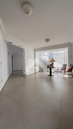 Casa em Condomínio Alphaville, Santana de Parnaíba à Venda