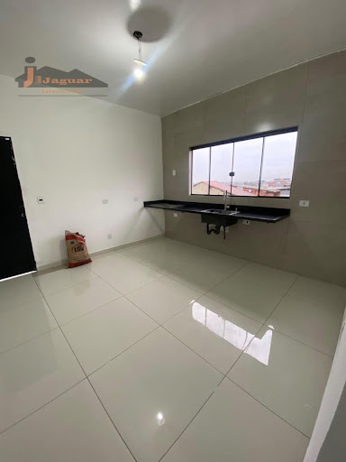 Casa para Alugar no Parque Continental IV, Guarulhos | 2 Dorms.
