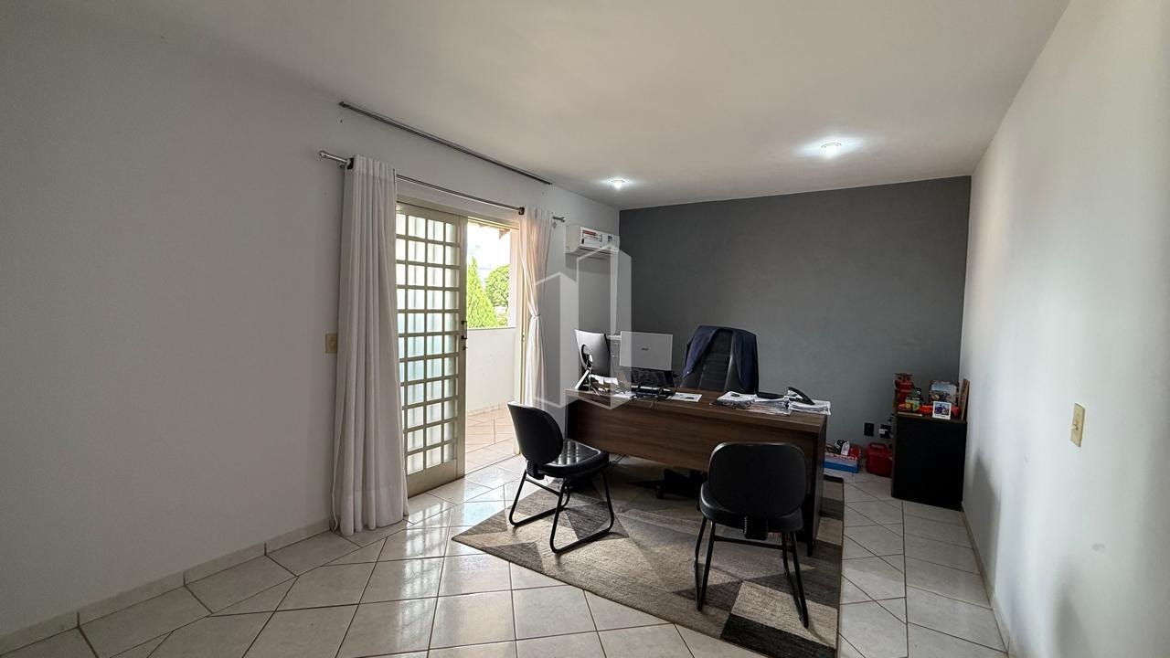 Casa à venda com 6 quartos, 3 suítes, 6 vagas e 360m² no Setor Sul, Goiânia (GO) — foto 28 de 30