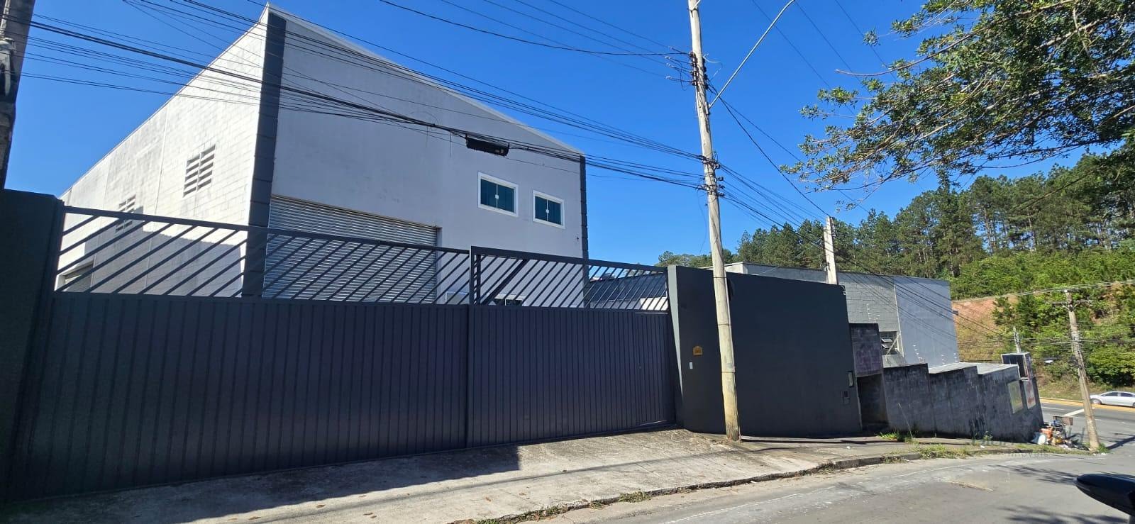 Comercial à venda com 800m² no São Bento, Arujá — foto principal