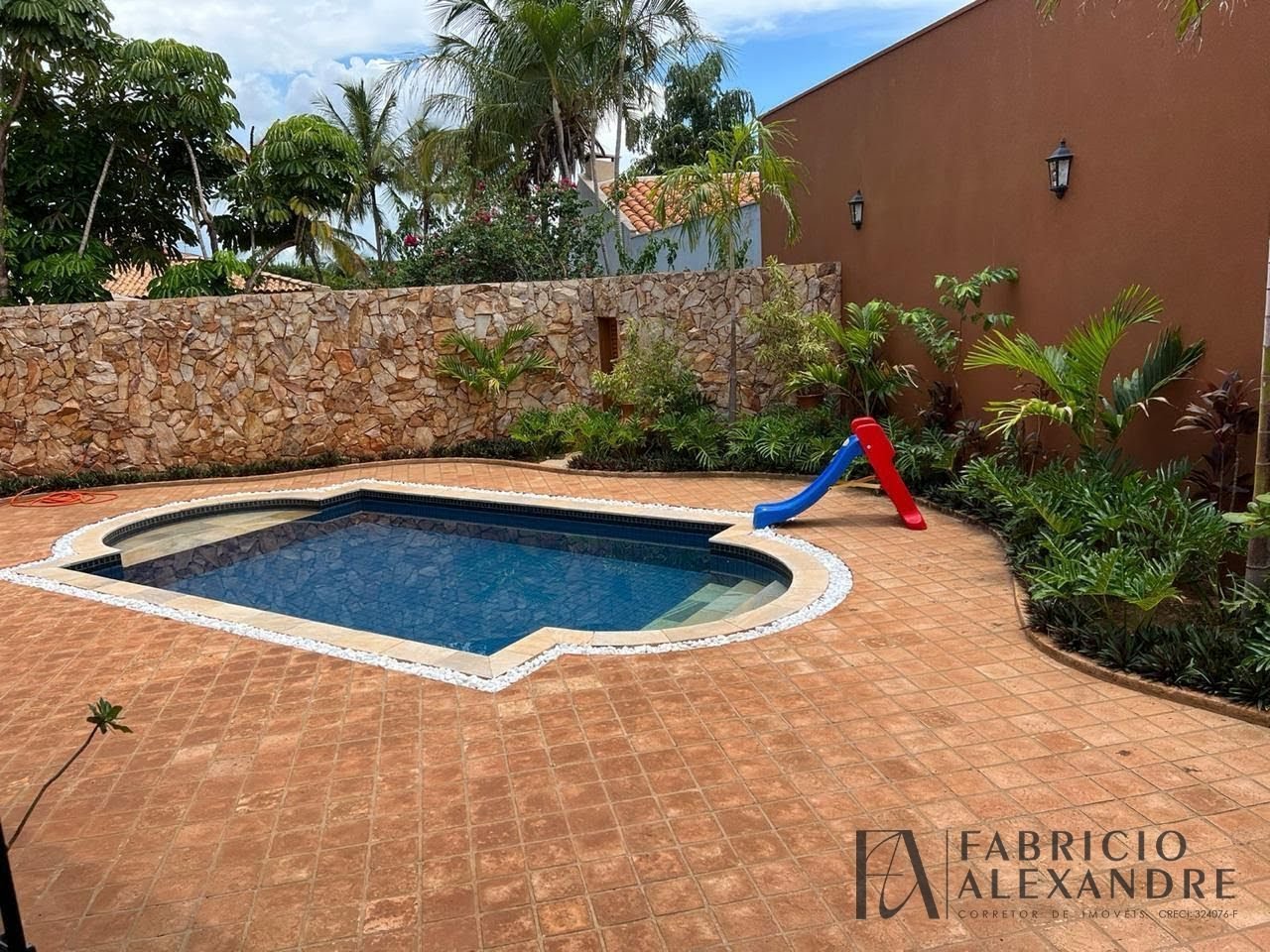 Casa à venda com 3 quartos, 3 suítes e 580m² no Village Santa Helena, São José do Rio Preto (SP) — foto 5 de 16