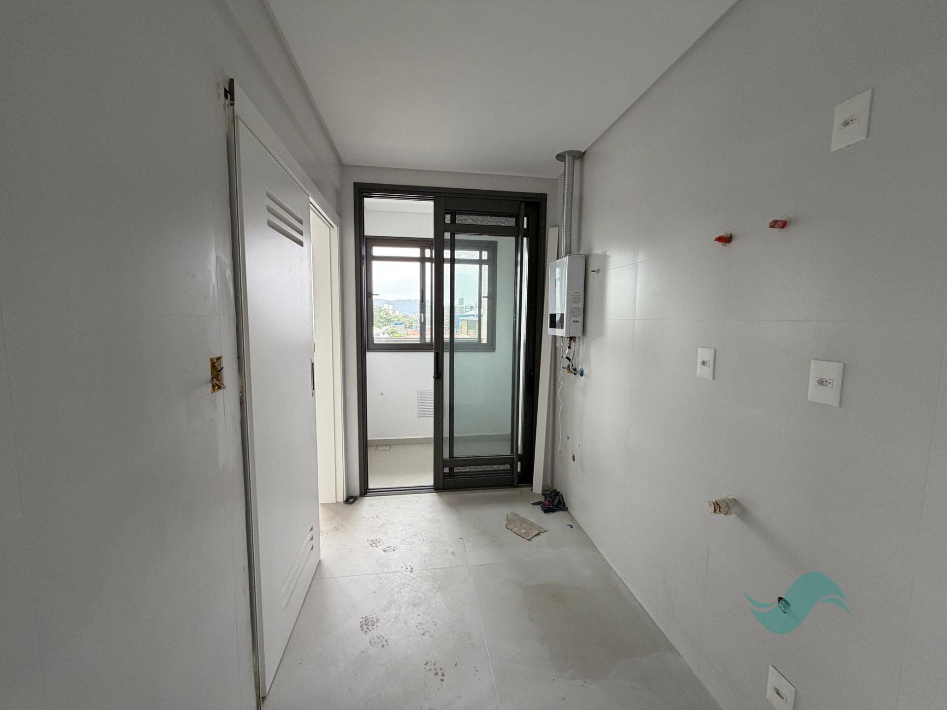 Apartamento à venda com 3 suítes, 5 vagas e 235m² no Jurerê Internacional, Florianópolis (SC) — foto 17 de 21