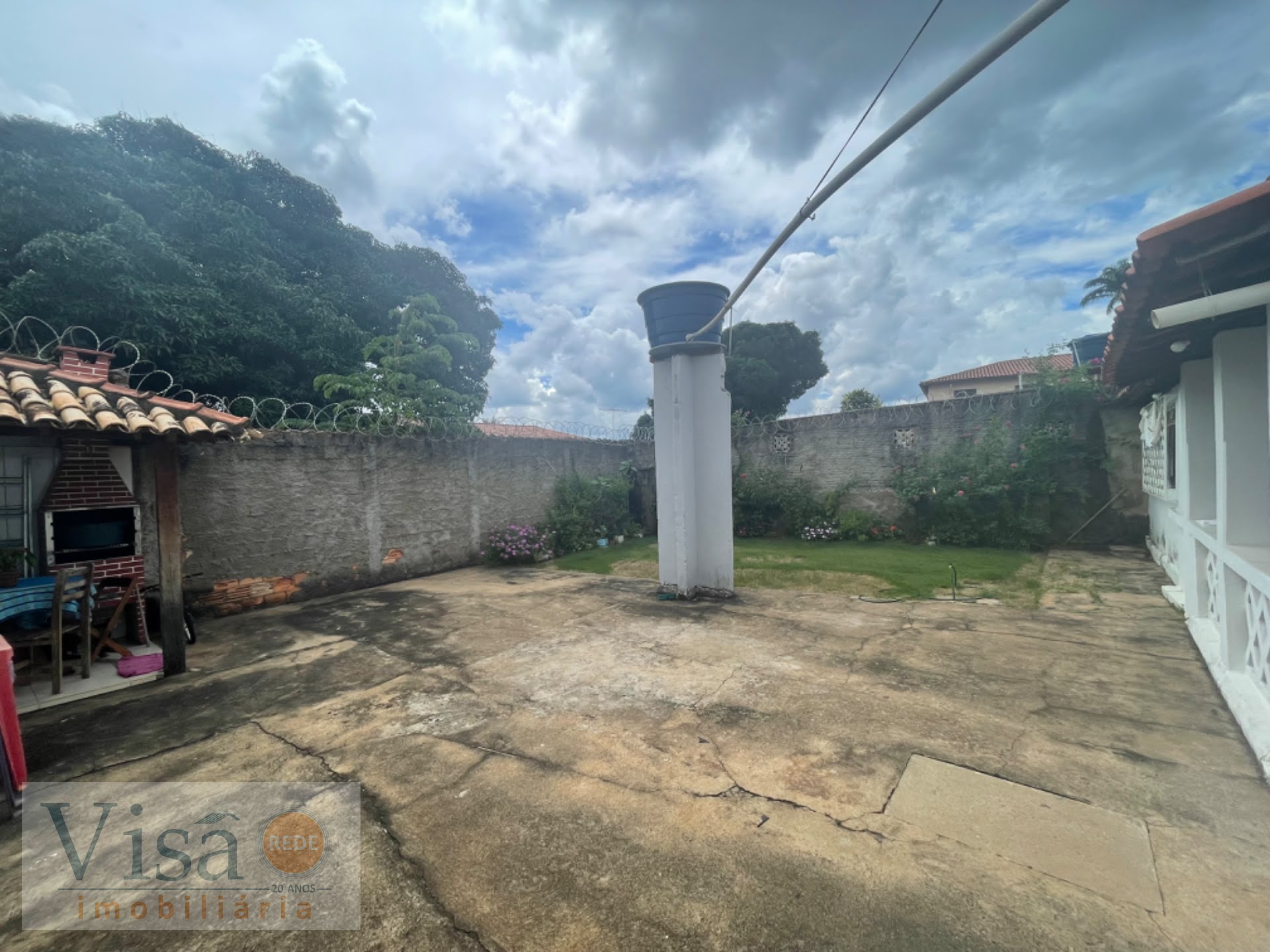 Casa à venda com 3 quartos, 1 suíte, 2 vagas e 250m² no Centro, Paracatu (MG) — foto 11 de 13