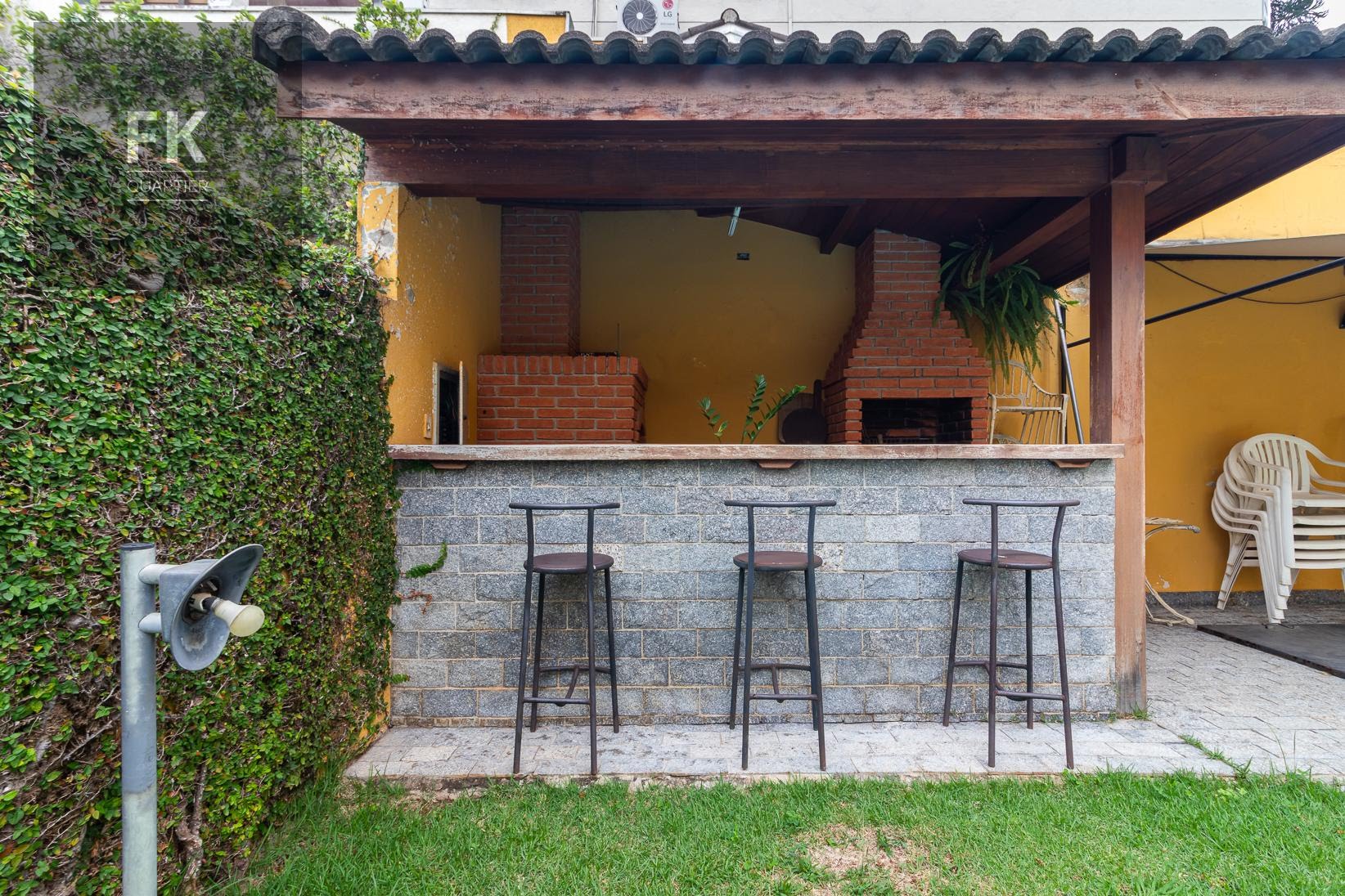 Casa à venda com 5 quartos, 3 suítes, 6 vagas e 445m² no Alphaville, Santana de Parnaíba (SP) — foto 5 de 27