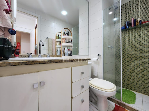 banheiro-trinitaimobiliaria-maximorecreio