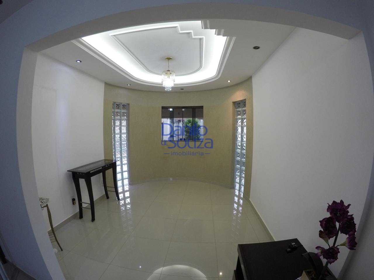Casa à venda com 3 quartos, 1 suíte, 4 vagas e 360m² no Veredas da Cidade, Araxá (MG) — foto 2 de 19