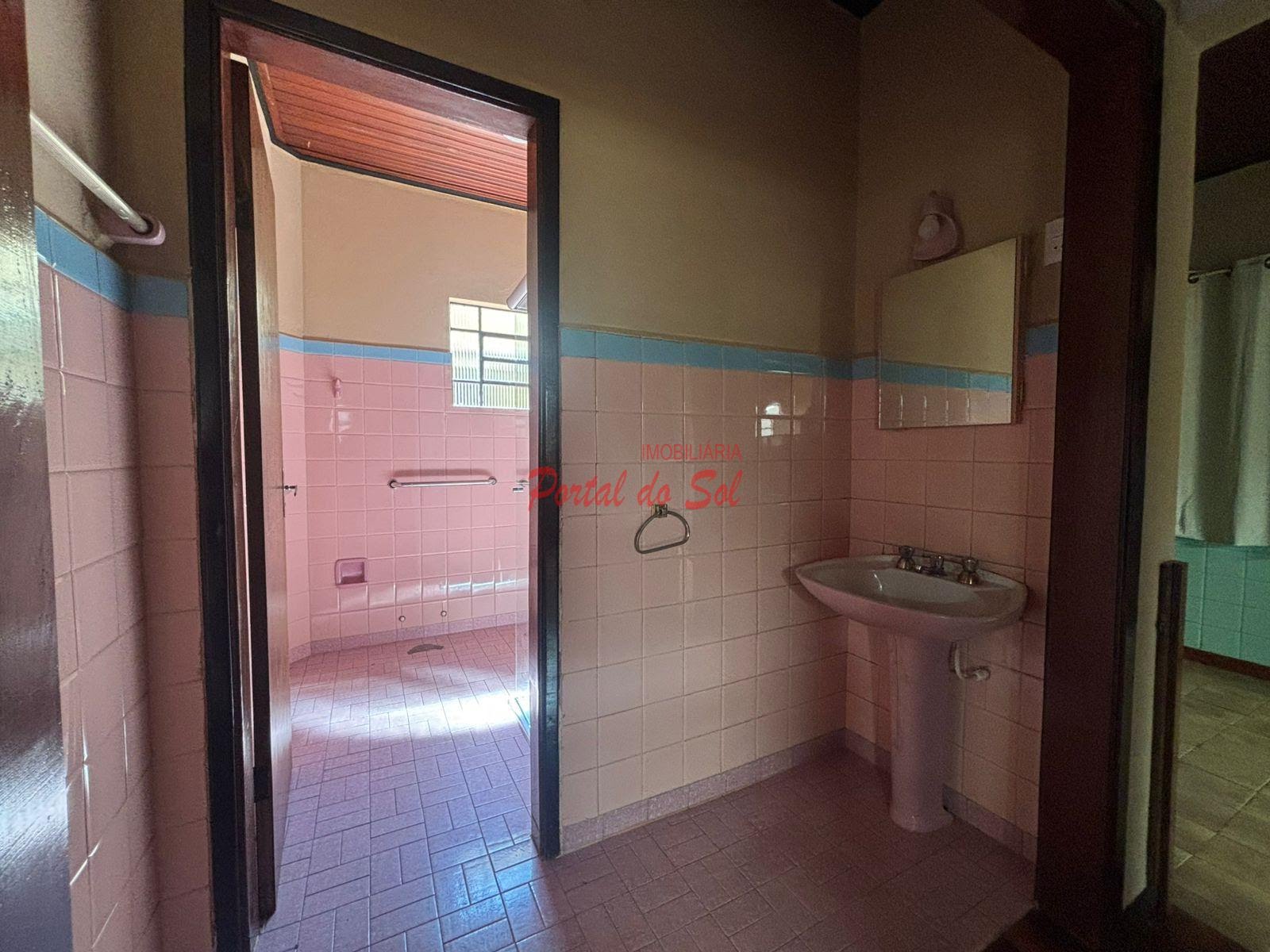 Casa para alugar com 4 quartos, 1 suíte e 1 vaga no Centro, Santo Antônio da Platina (PR) — foto 9 de 16