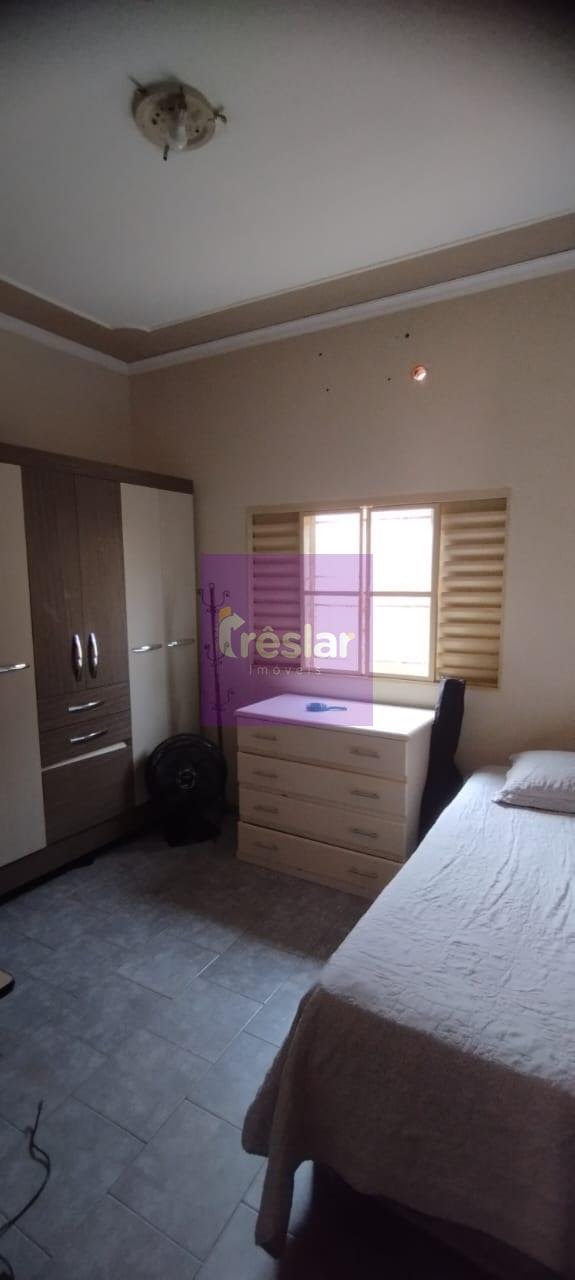 Casa à venda com 2 quartos, 2 suítes, 1 vaga e 254m² no Centro, Três Lagoas (MS) — foto 13 de 17