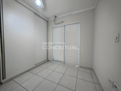 Quarto 2 - Armário