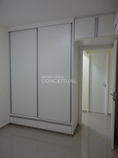 Quarto 1 - Armário