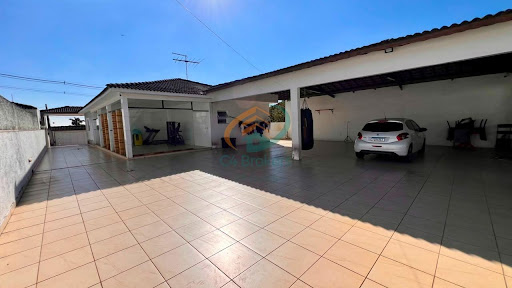 Casa Térrea com 709m² - Alto Padrão em Suzano