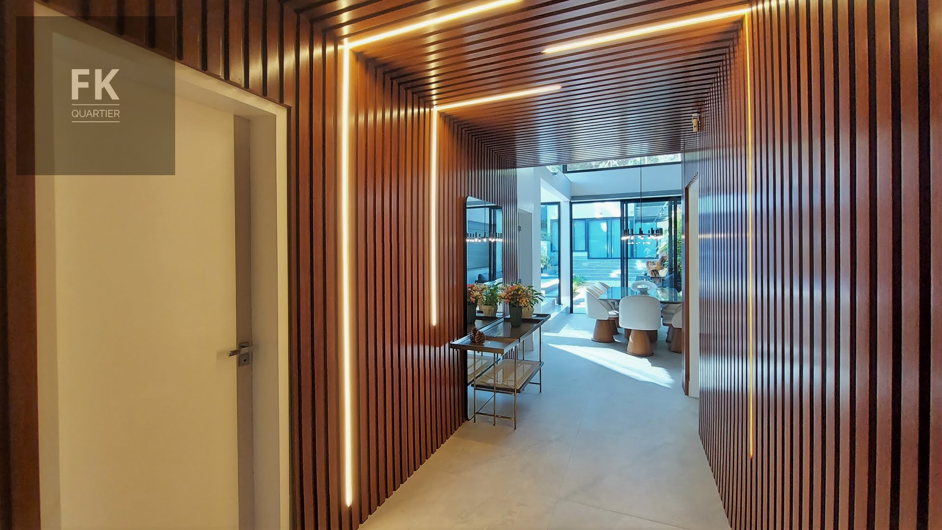 Casa à venda com 4 quartos, 4 suítes, 6 vagas e 462m² no Alphaville Residencial Dois, Barueri (SP) — foto 4 de 30