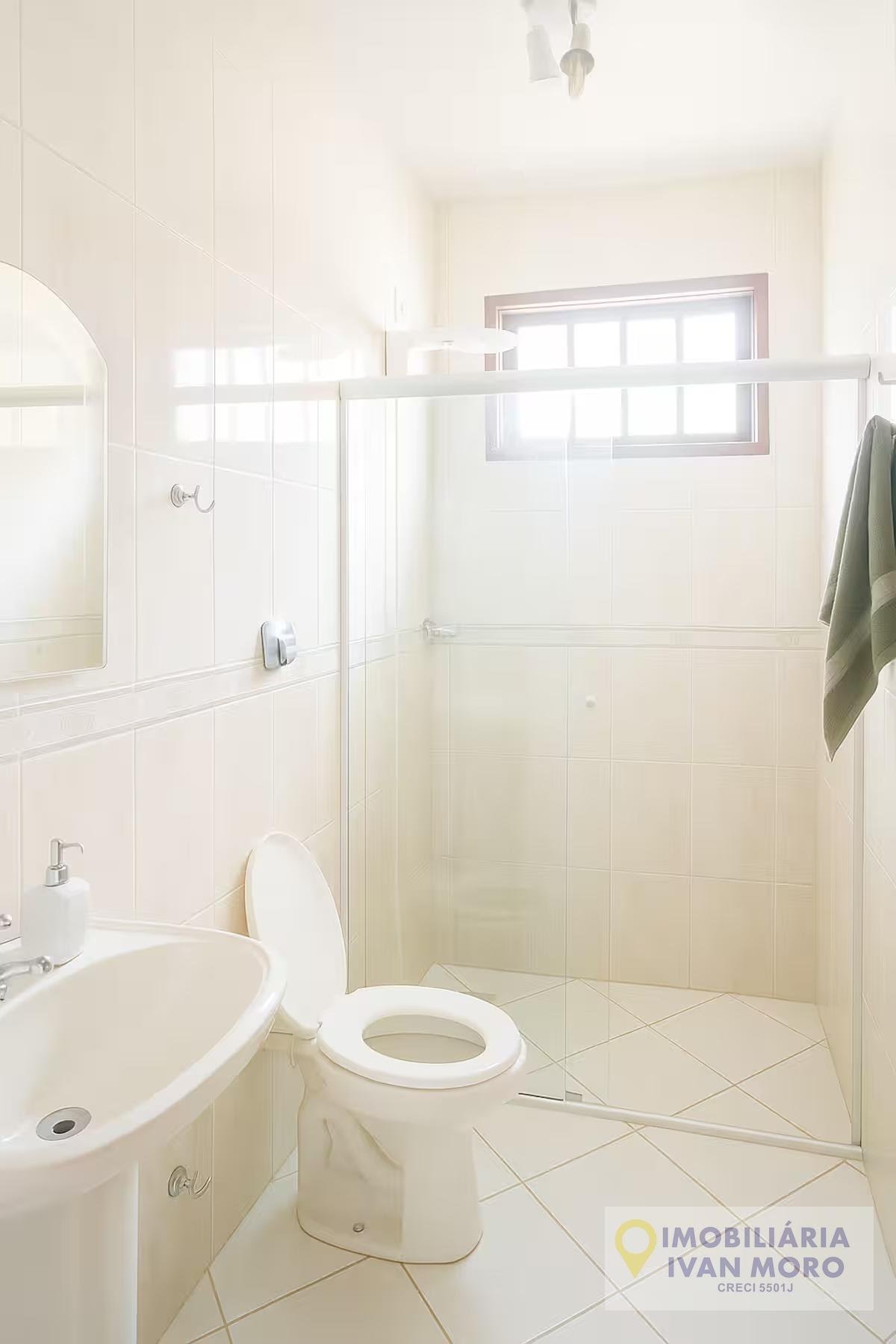 Casa para alugar com 3 quartos, 1 suíte e 2 vagas no Daniela, Florianópolis (SC) — foto 11 de 11