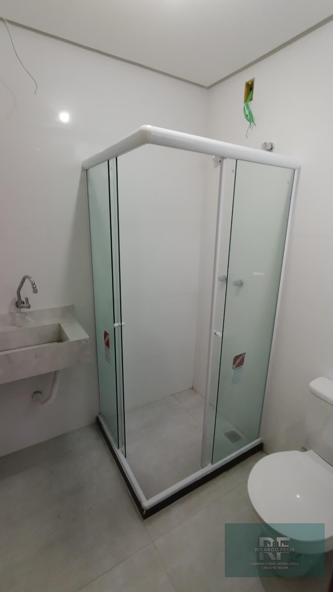 Casa à venda com 3 quartos, 2 suítes, 3 vagas e 240m² no Costazul, Rio das Ostras (RJ) — foto 17 de 25
