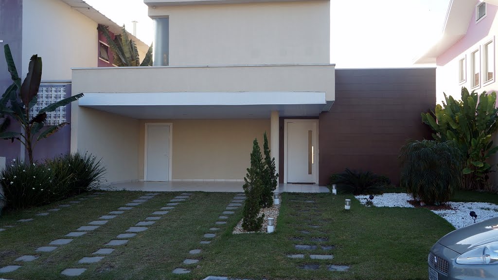 FRENTE/GARAGEM